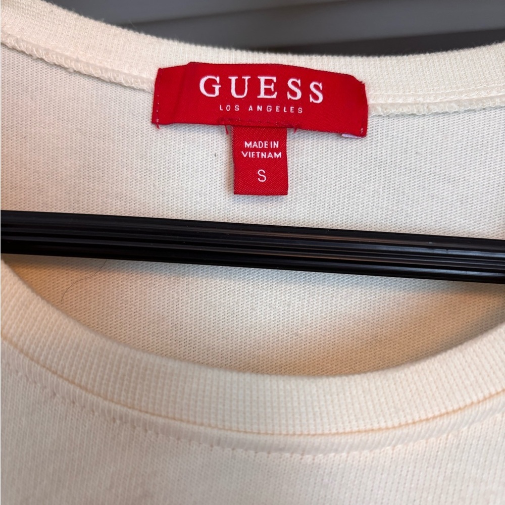 Guess Ivory and Black Logo shirt MENS - Picture 4 of 5